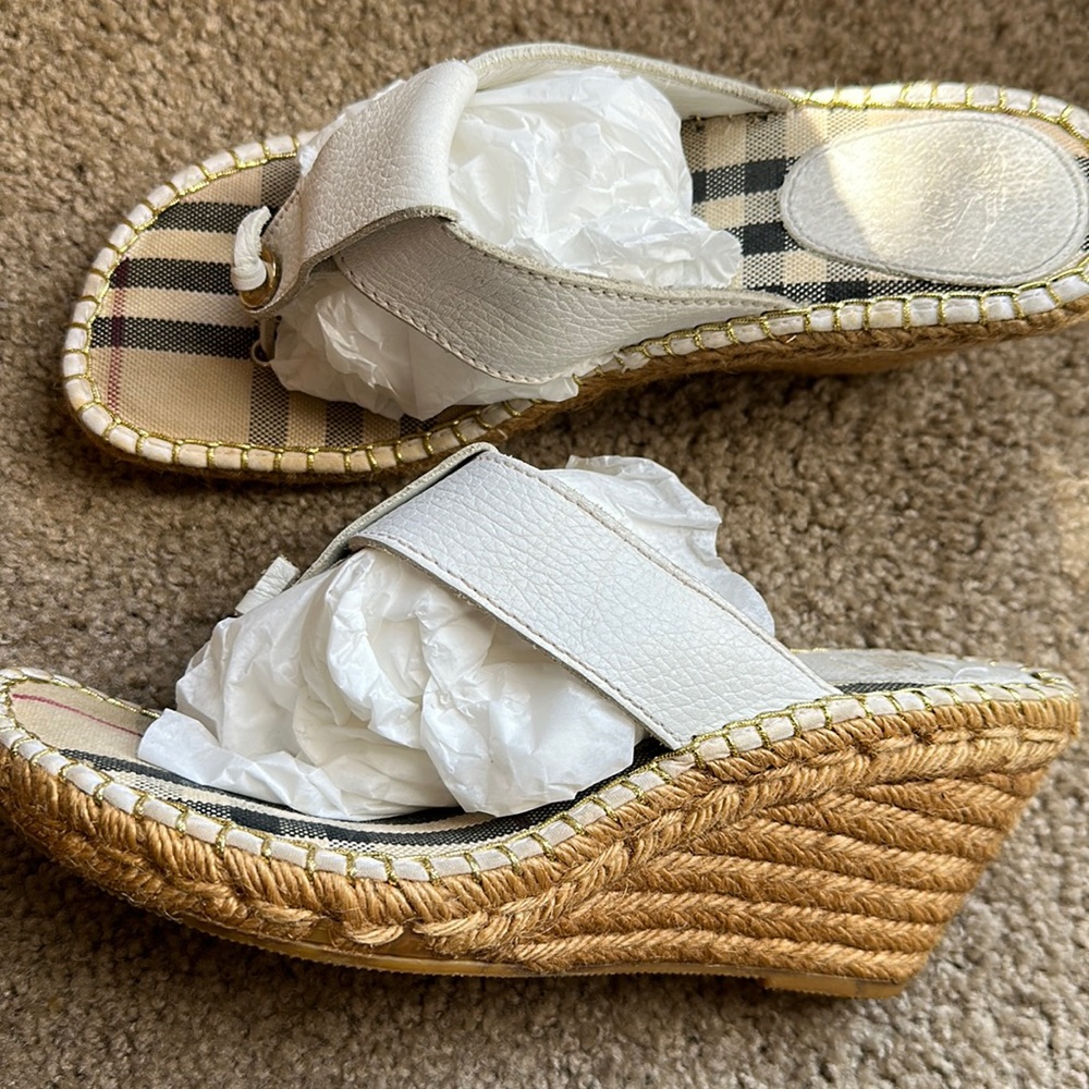 Burberry Wedge Sandals Sz41